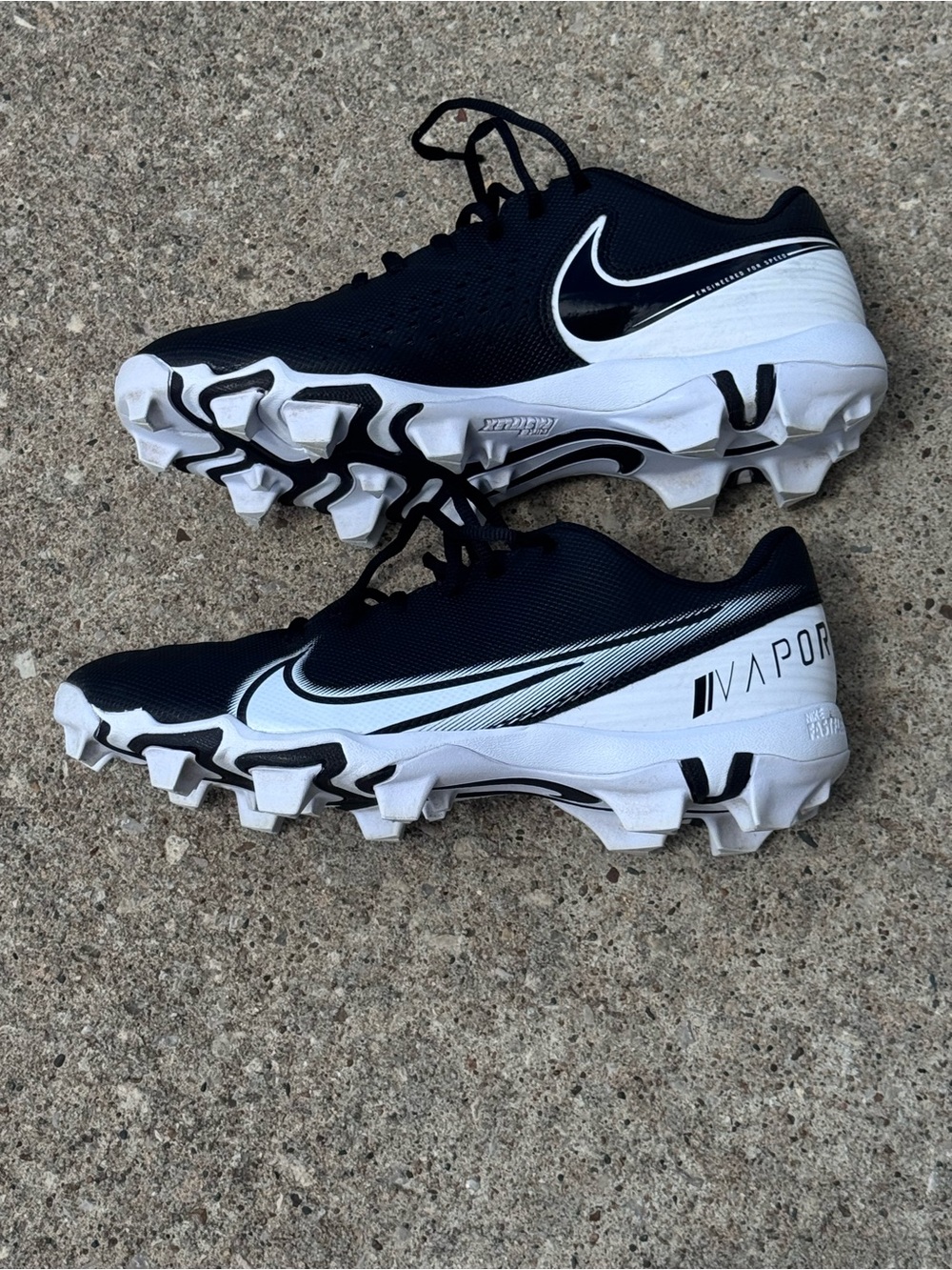 Nike Vapor Edge Men’s Vapor Football Cleats Black/white
